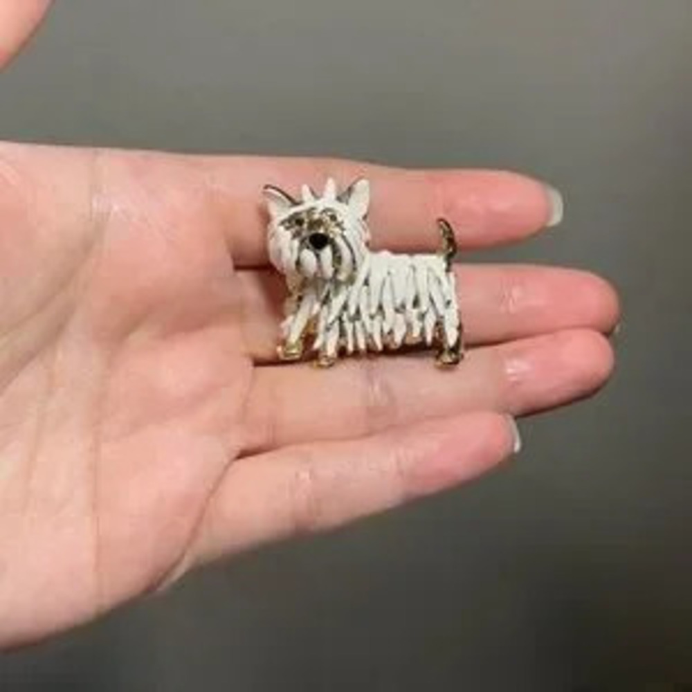 Classic Dog Brooch - Picture 3 of 3